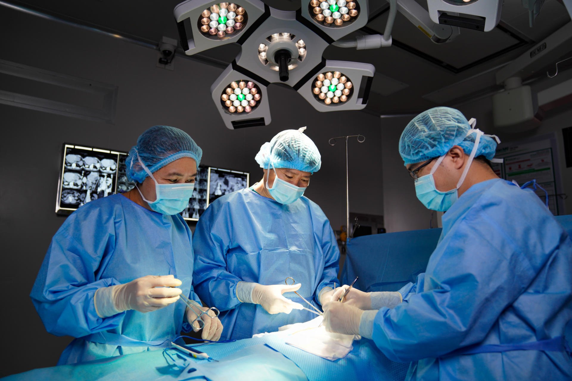 Ngoại tổng quát